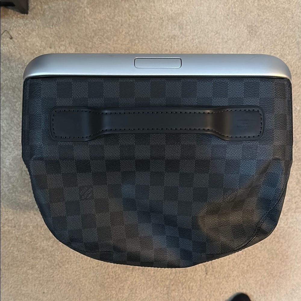 Louis Vuitton Damier Graphite Horizon Soft Duffle 55 - Picture 3 of 8